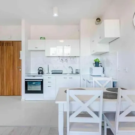 Golden Walowa 25c M22 Apartment *